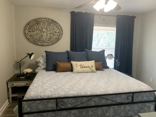 Cozy Family Home Close to NB, SA, and RAFB - WiFi