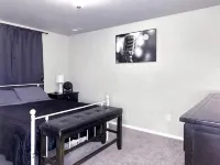 Pennwood Guesthouse Private Basement Suite - Homestays