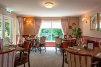 The Dundas Arms - parking