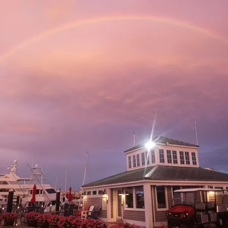 Fun houseboat. Walk to Boston attractions WIFI
