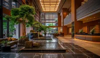 Yi Zhi. High Floor City View Huge-Screen Apartment(Shenzhen North Railway Station, Wanke Yue City) - Swimmingpools