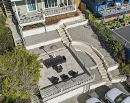 Gorgeous hillside home with ocean views! - Wifi