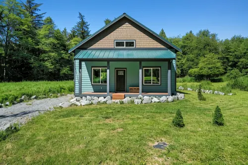 Cabin at Rainier: New-AC-WiFi-Lg. Yard - Alppimaja