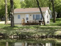 Lake Miltona, MN Weekly Rental Cabin is located right on the beach. - Chalets