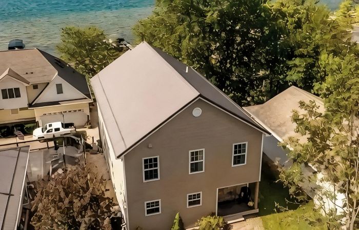 Beautiful House overlooking Lake Chemung, with a Private Chef Tasting option.