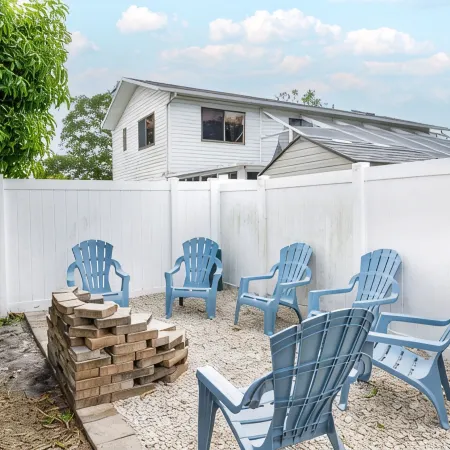 Heated Safe Family Pet Friendly Pool Home Near the Beaches Sleeps 12 Fire Pit