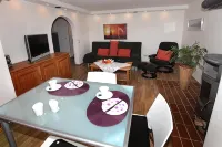 Nice, lovingly completely renovated apartment right below the Karwendel. - Wifi