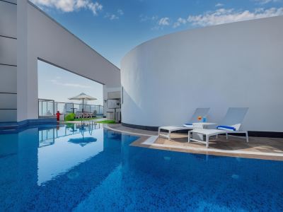 Ramada by Wyndham Abu Dhabi Corniche