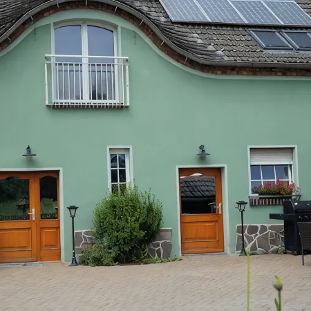 Ferienwohnung Erika · Nature & Peace in Lausitz · 3 Rooms, 8 Guests