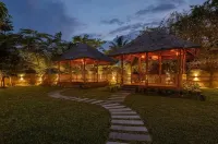The White Villa A unit of Rupohi Assam - Bintang 2
