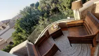 Zen Pyramids Luxury Villa - Pet friendly