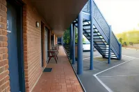 Admiral Motor Inn - 3-Star