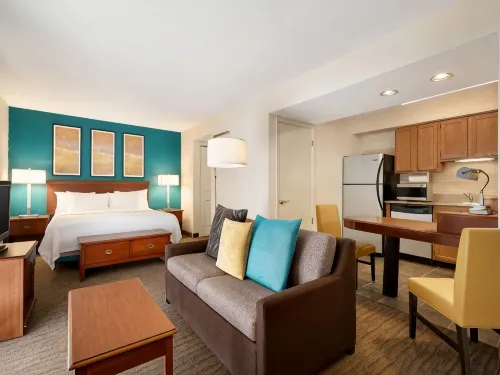 Hawthorn Suites by Wyndham Tinton Falls - Wifi