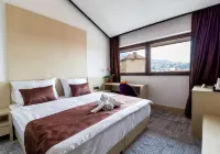 Hotel Boss - Romantic