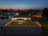 The Boat House Loft | Waterfront Rooftop Terrace - 무료 와이파이