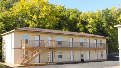 Golden Wheat Budget Host Inn Junction City Hotel in zona C.L. Hoover Opera House