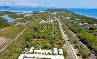 Tropical Nites Holiday Townhouses