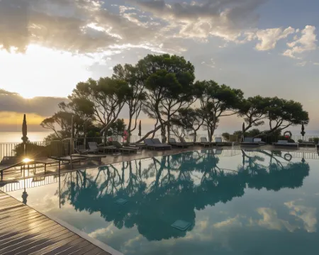 Parador de Aiguablava Hotels in Begur