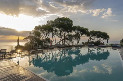 Parador de Aiguablava Hotels near Cala de S'eixugador
