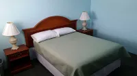 Sandpiper Motel Hotels in Pine Knoll Shores