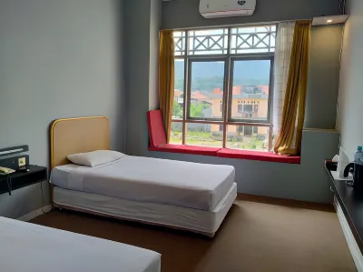 Hotel Hiltra Rantepao Hotel dekat Lolai - To' Tombi, Negeri di atas awan