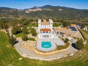 Castello Bonaria Wine & Spa Resort