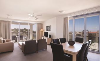 Oaks Townsville Gateway Suites