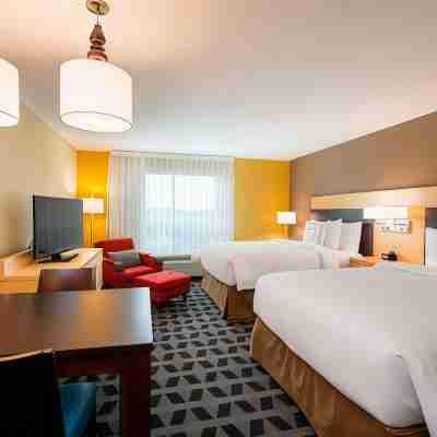 TownePlace Suites Red Deer Rooms