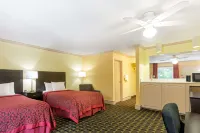 Days Inn by Wyndham Savannah Airport