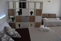 Domus Ponente casa vacance Hotel in zona Isidoro Valenti srl