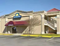 Days Inn by Wyndham Greensboro Airport