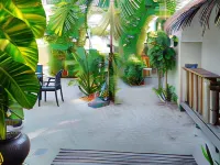 Oi Beach Hotels in Nalaguraidhoo