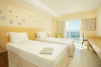 Golden Tulip Macae Hotels near Carvalho Educational Center