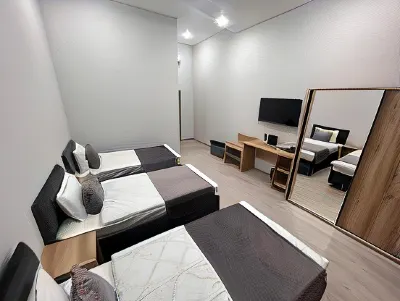 Rever Hotel Отели рядом с достопримечательностью «Ecobozor»