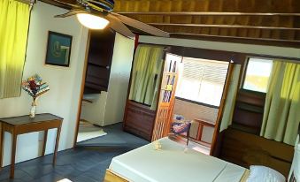 Perla Negra Beachfront - Housity