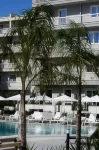 Naos Luxury Hotel