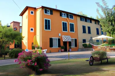 Bed & Breakfast Lucca Fora Hotel in zona Chiesa di Segromigno in Monte - Pieve di S. Lorenzo