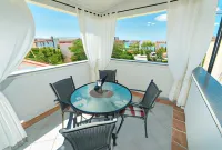 Apartments Bojana Các khách sạn ở Vir