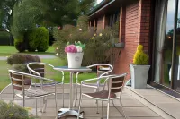 The Old Schoolhouse Inn Hotels in Портаферй