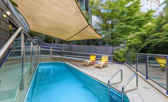 Nesuto St Martins Apartment Hotel