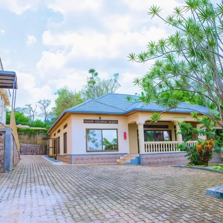 Iris Guest House