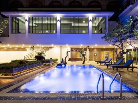 ดิ อาเกต พัทยา บูติค รีสอร์ท