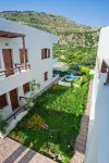 Syia Hotel Отели рядом с достопримечательностью «The raki bar»
