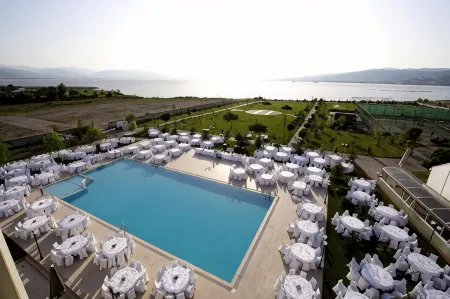 EmexOtel Kocaeli Отели в г. Basiskele
