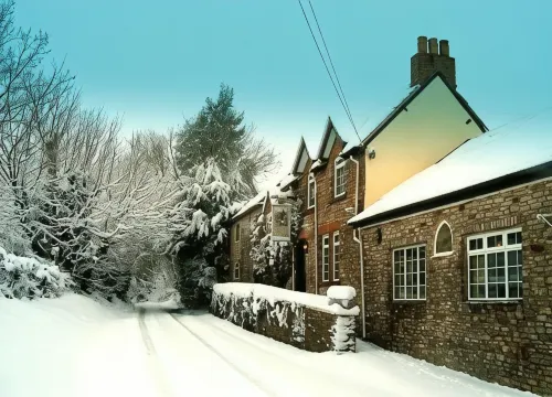 The Hunters Rest Inn Hotels in Clutton