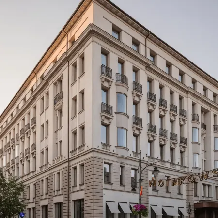 Grand Hotel