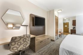 Holiday Inn Express & Suites Belgrade