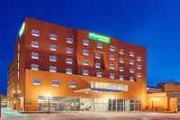 City Express Junior by Marriott San Luis Potosi Carranza Hôtels à proximité de : Parque Tangamanga