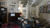 Moseley Cottage Inn and the Town Motel