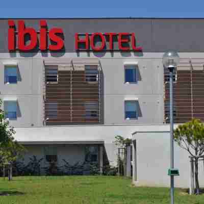 Ibis Istres Trigance Hotel Exterior